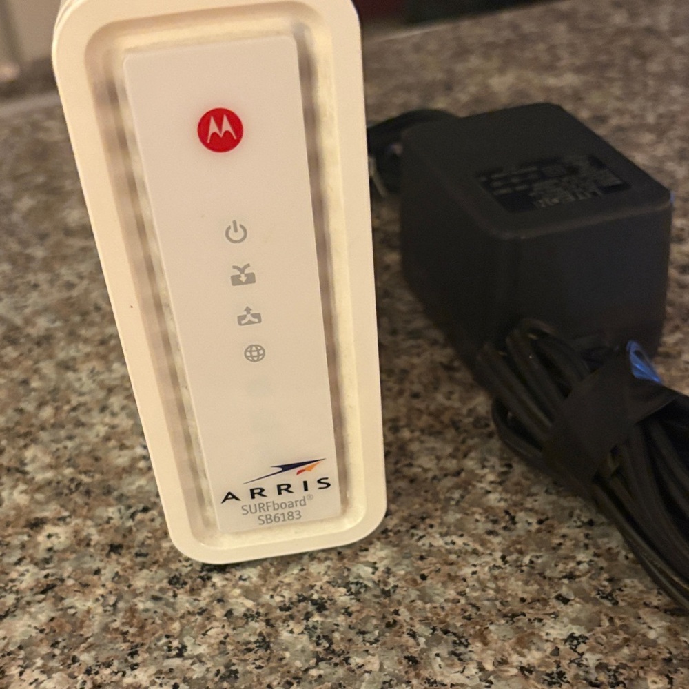 ARRIS SURFboard SB6183 White Modem